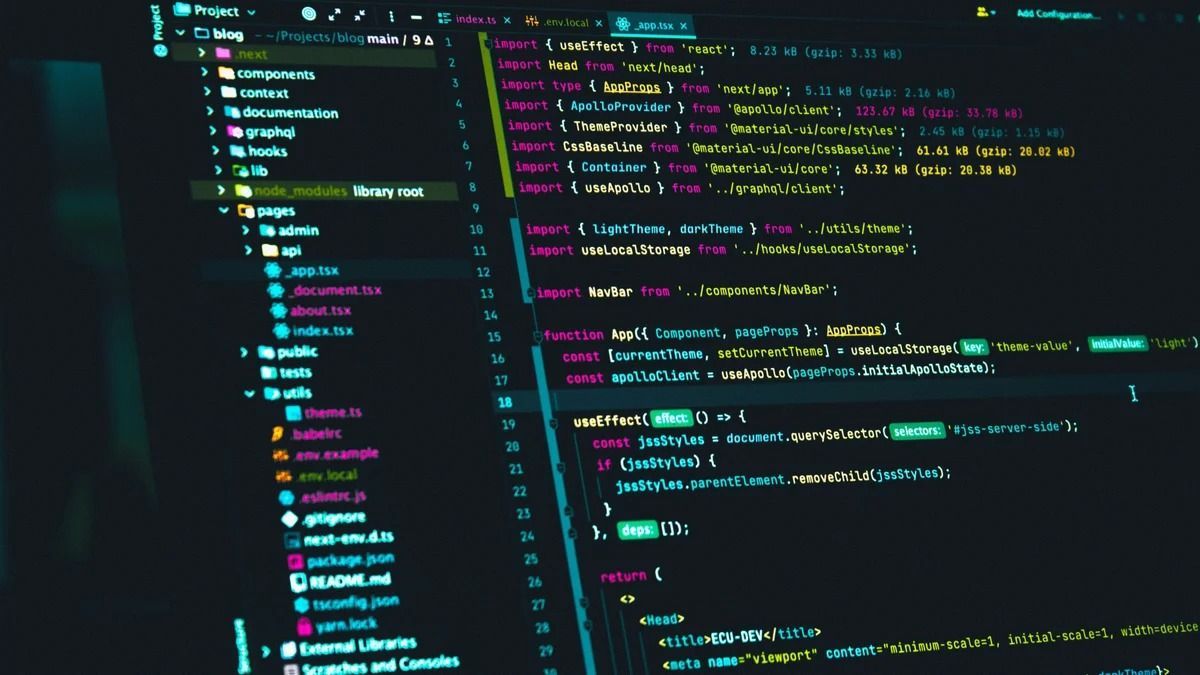 Pantalla con código de programación, imagen de la nota de Canaltech sobre los cortes por PHP en Brasil