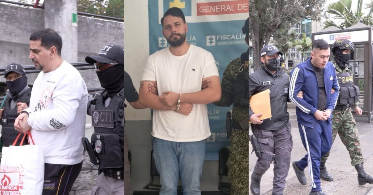 Tres de los detenidos escoltados por agentes del CTI de la Fiscalía y del Ejército de Colombia